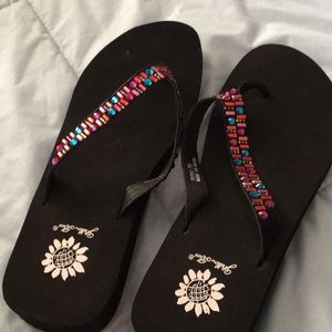 Brand new YELLOW BOX flip flops